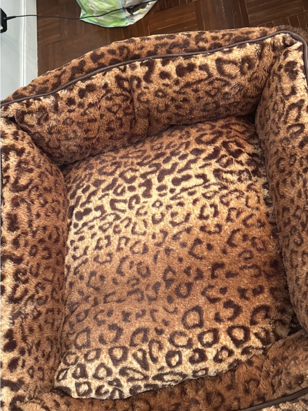 Leopard Print Plush Pet Bed - Brown